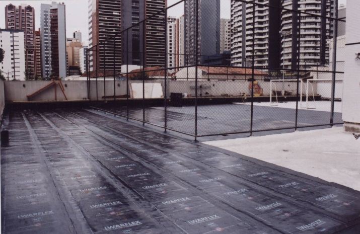 Obra executada pela AR4 Engenharia: ED. KOH-I-NOOR- HUGO PERETTI – CURITIBA