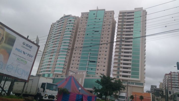 Obra executada pela AR4 Engenharia: EDIFÍCIO SANTOS DUMONT - LCS – PONTA GROSSA
